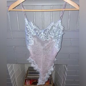 NWOT 100% Silk Mary Green Lace Bodysuit